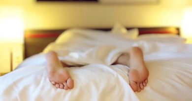 Mit der Sommerdecke bei Hitze besser schlafen Mit der Sommerdecke bei Hitze besser schlafen